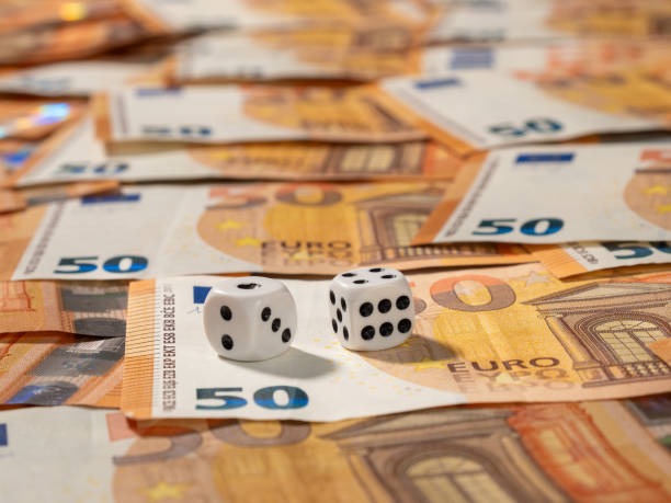 Betting interface showing Sic Bo Dadu layout with Big, Small, and specific total options